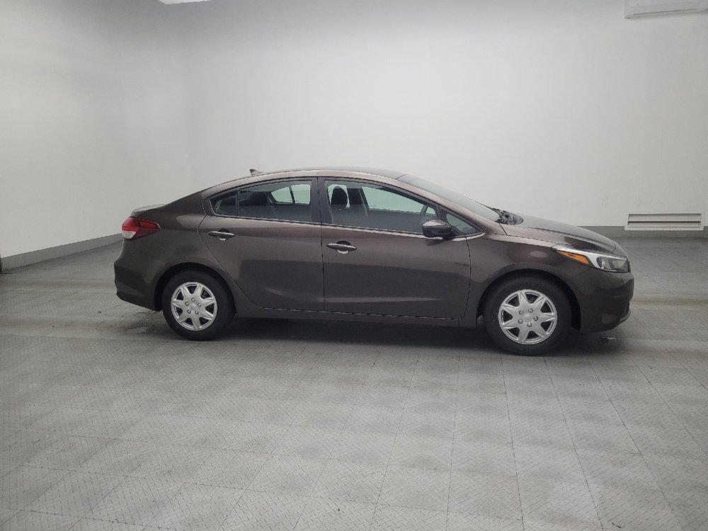 Used 2017 Kia Forte LX image 11