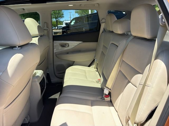 Used 2016 Nissan Murano SL w/ SL Technology Package FWD image 24