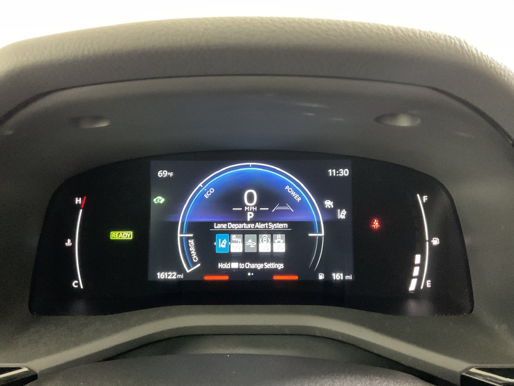 Used 2025 Toyota Camry LE FWD image 26