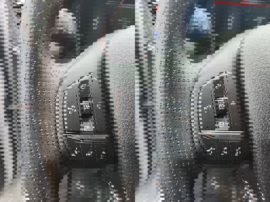 Used 2025 Ford Escape ST-Line image 21