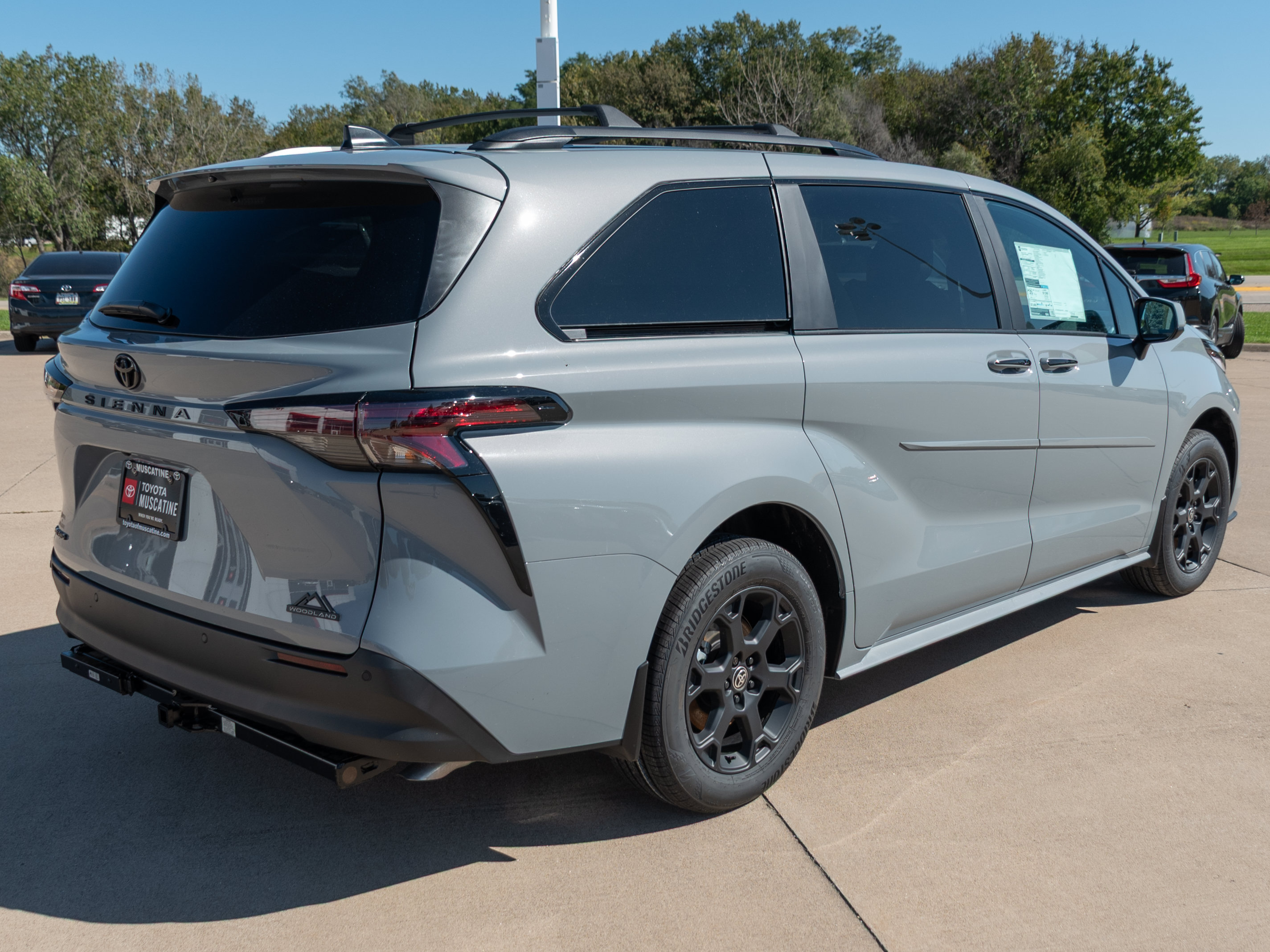 New 2026 Toyota Sienna XLE Woodland Edition AWD/4WD image 24