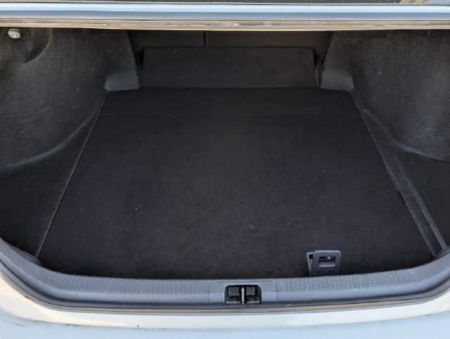 Used 2025 Toyota Camry LE FWD image 28