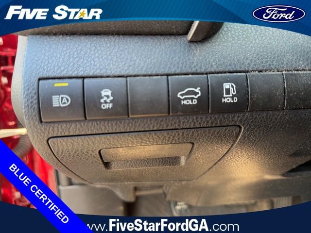 Used 2020 Toyota Camry LE FWD image 14