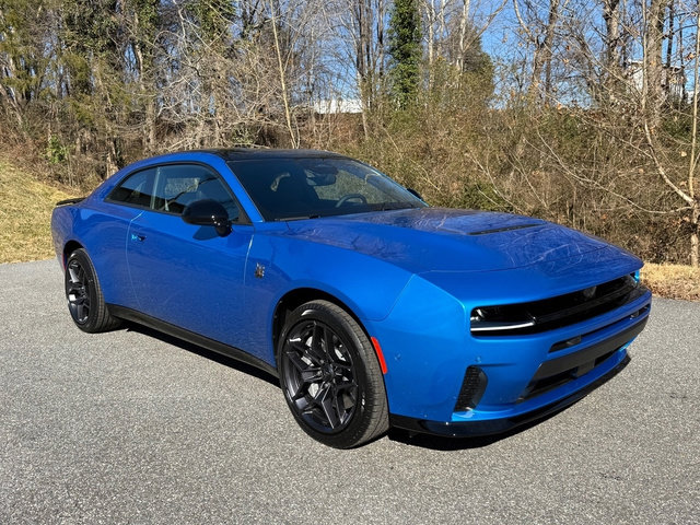 New 2026 Dodge Charger Scat Pack w/ Blacktop Package AWD/4WD image 5