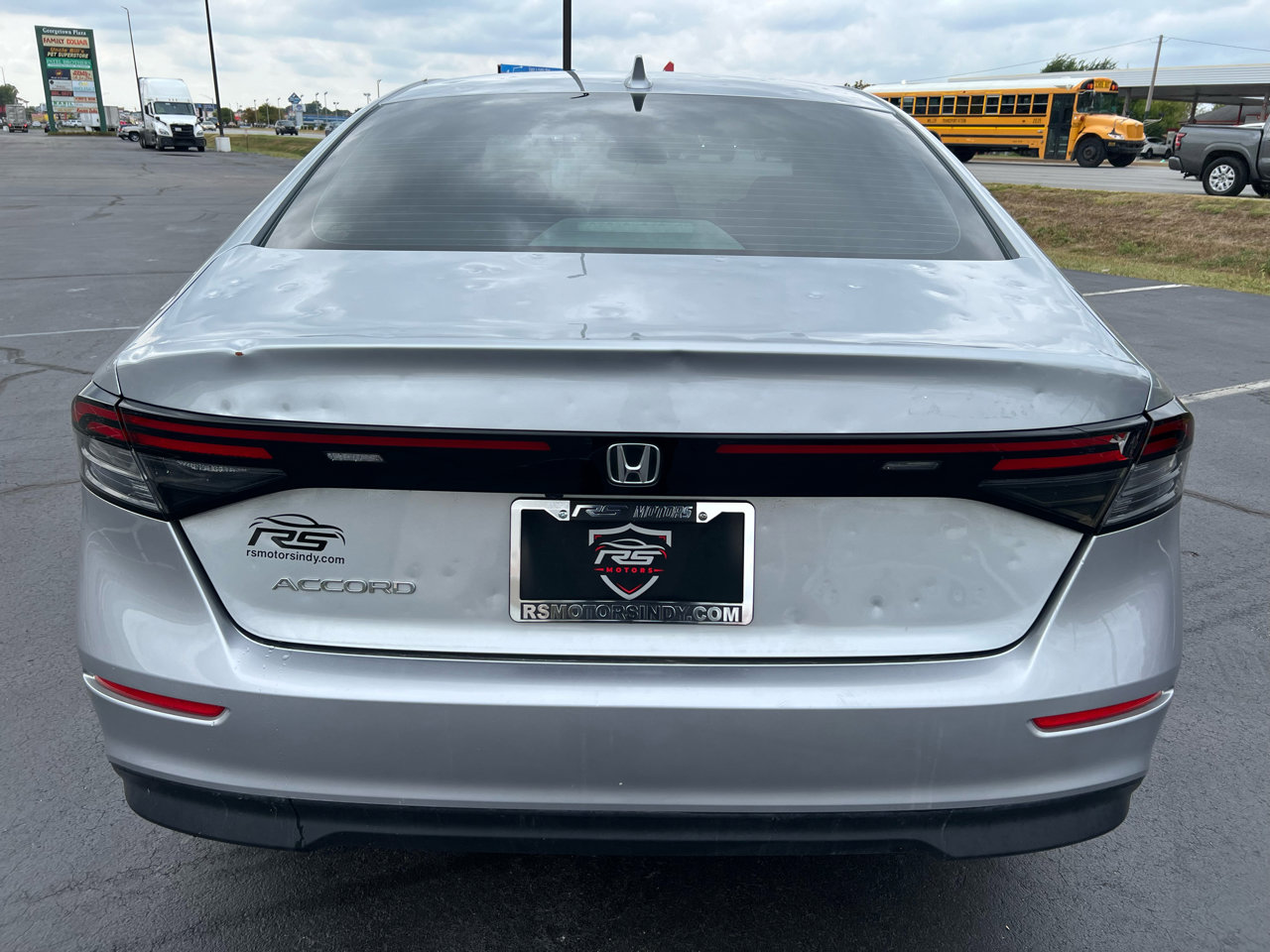 Used 2024 Honda Accord EX image 6