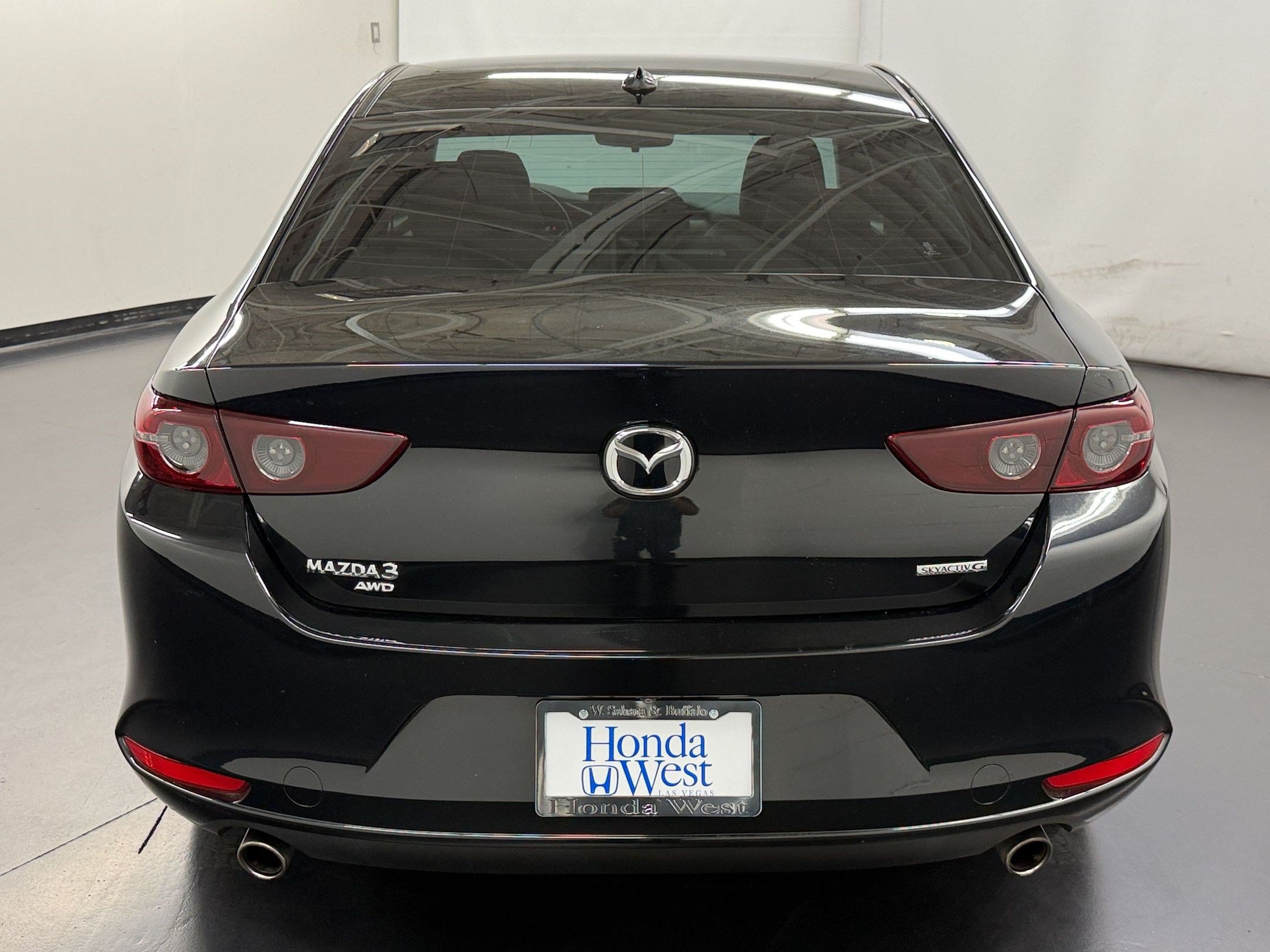 Used 2020 MAZDA MAZDA3 AWD Sedan w/ Preferred Package image 10