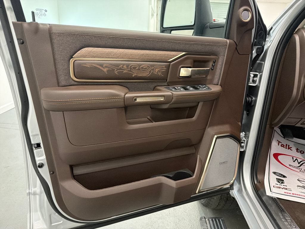 New 2027 RAM 3500 Limited AWD/4WD image 12