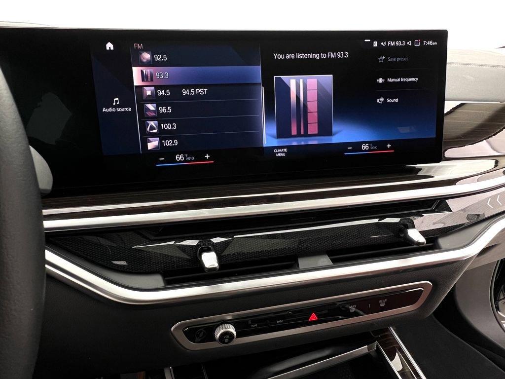 Certified 2023 BMW X7 xDrive40i w/ Climate Comfort Package image 23