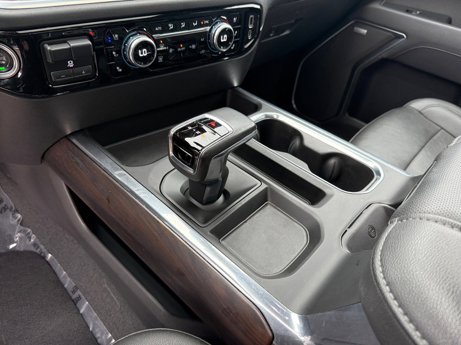 Used 2022 GMC Sierra 1500 SLT w/ SLT Premium Plus Package image 13