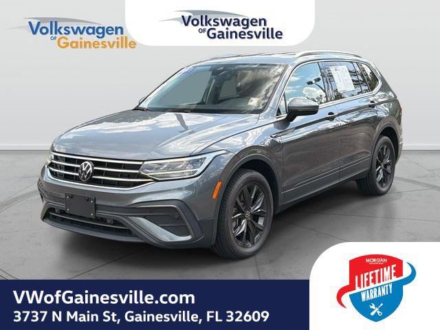 Used 2024 Volkswagen Tiguan SE AWD/4WD image 11