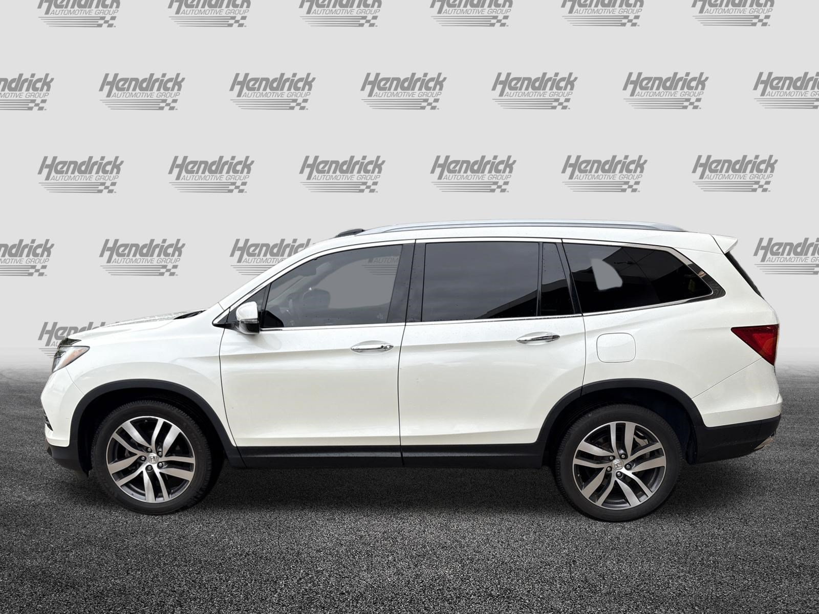 Used 2017 Honda Pilot Elite image 7
