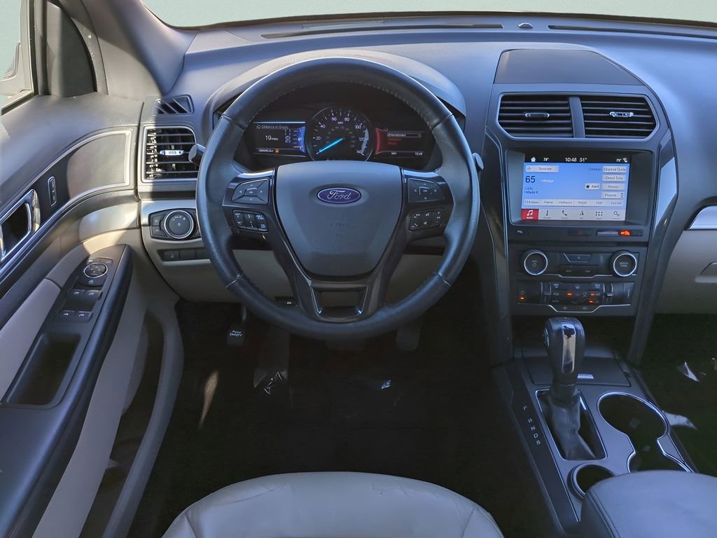 Used 2018 Ford Explorer XLT w/ Equipment Group 202A image 16