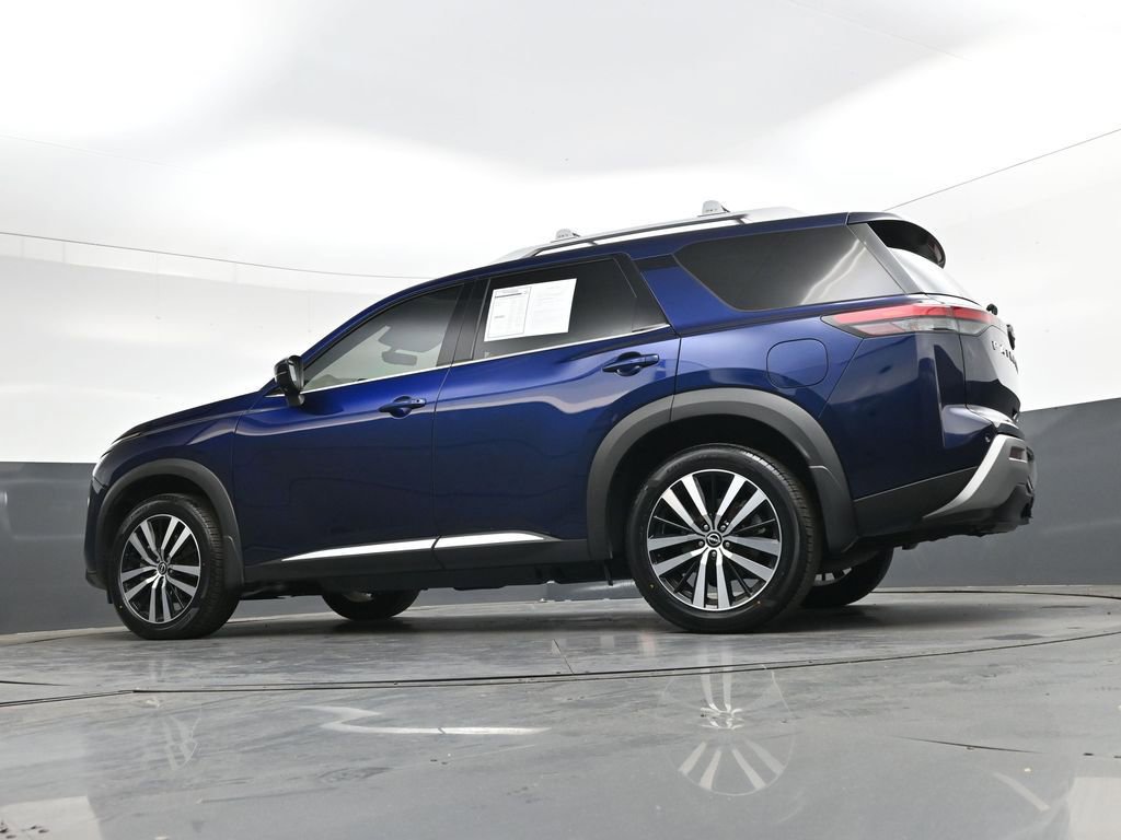 Used 2023 Nissan Pathfinder Platinum AWD/4WD image 42