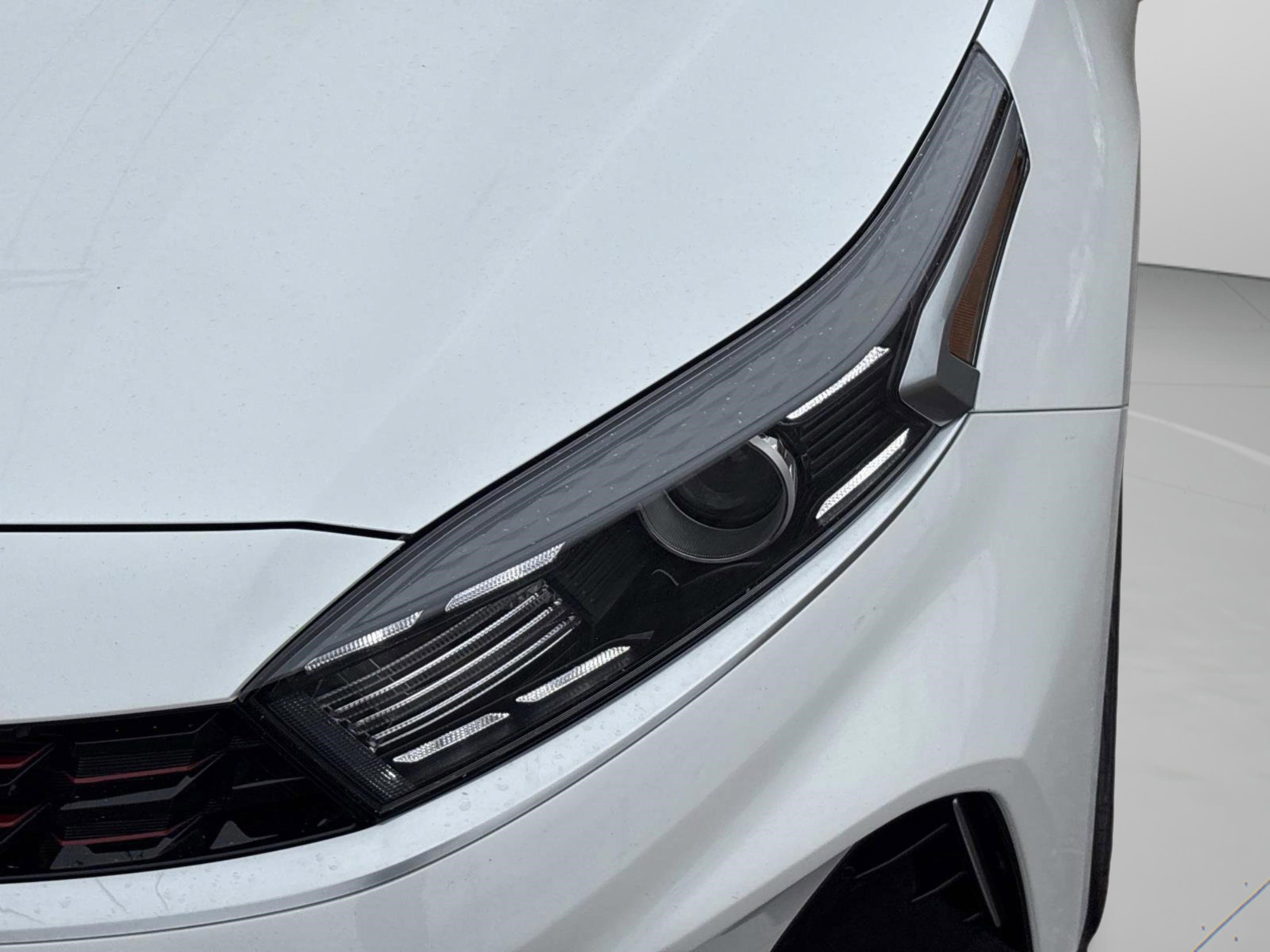 Used 2023 Kia Forte GT-Line w/ GT-Line Premium Package image 10