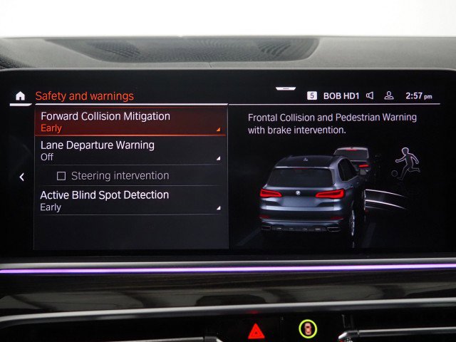 Used 2019 BMW X5 xDrive40i w/ Premium Package 2 image 35