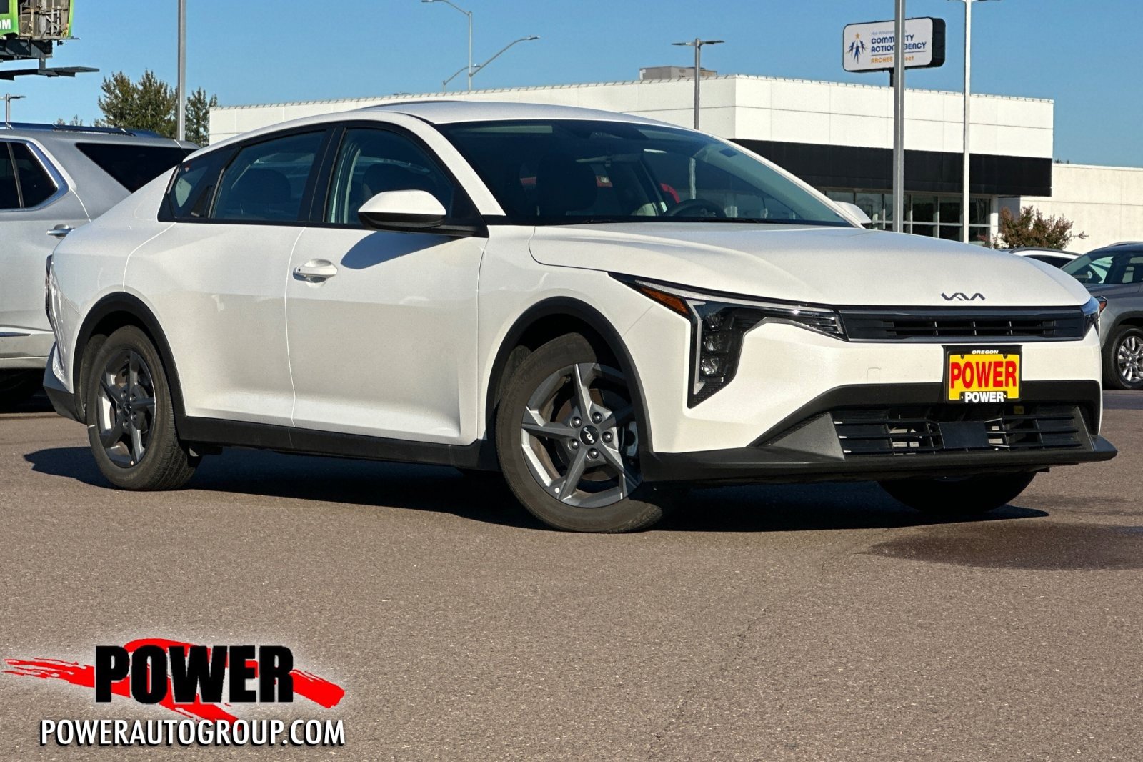Certified 2025 Kia K4 LXS image 1
