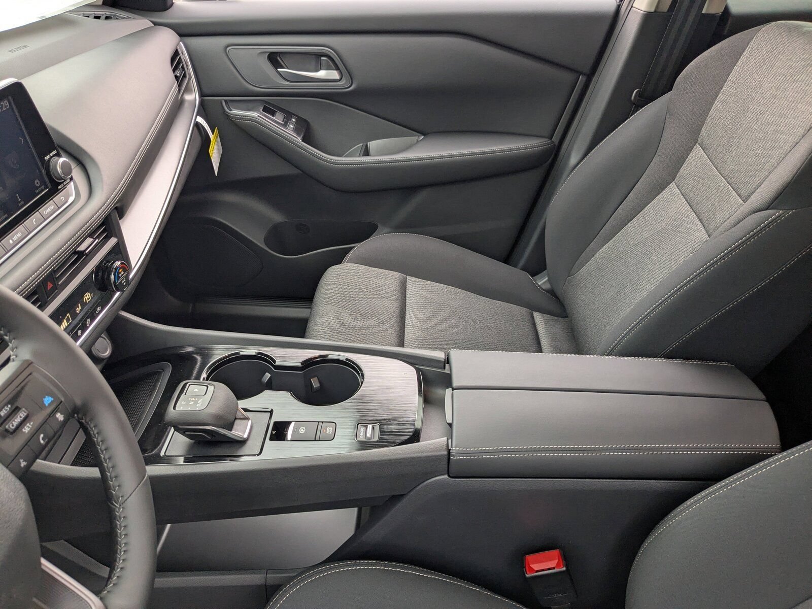 New 2026 Nissan Rogue SV FWD image 13