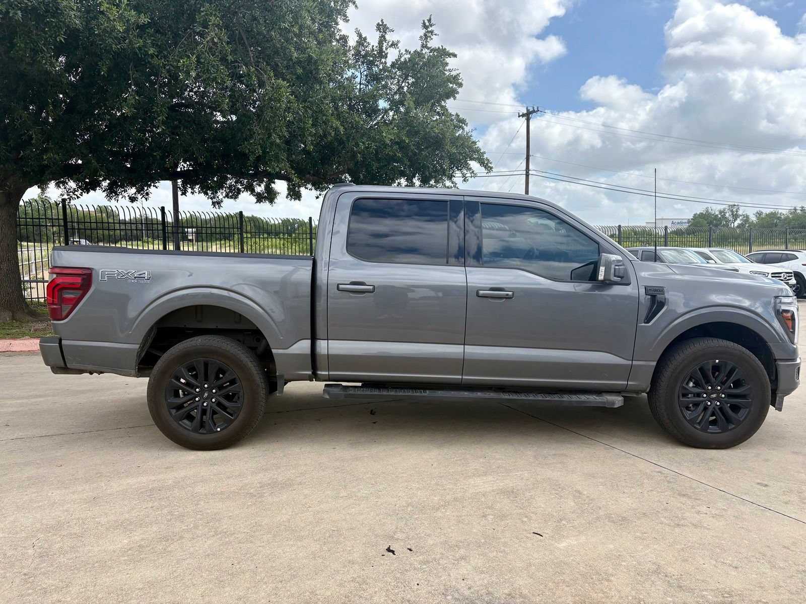 Used 2025 Ford F150 Lariat w/ Equipment Group 501A Mid AWD/4WD image 2