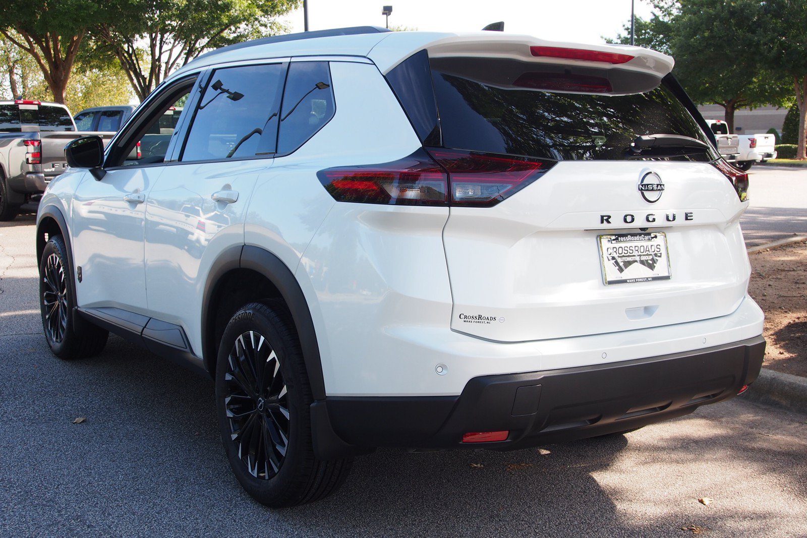 New 2026 Nissan Rogue Dark Armor FWD image 5
