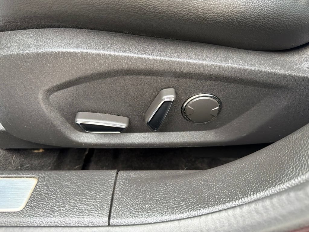 Used 2014 Ford Fusion Titanium FWD image 23