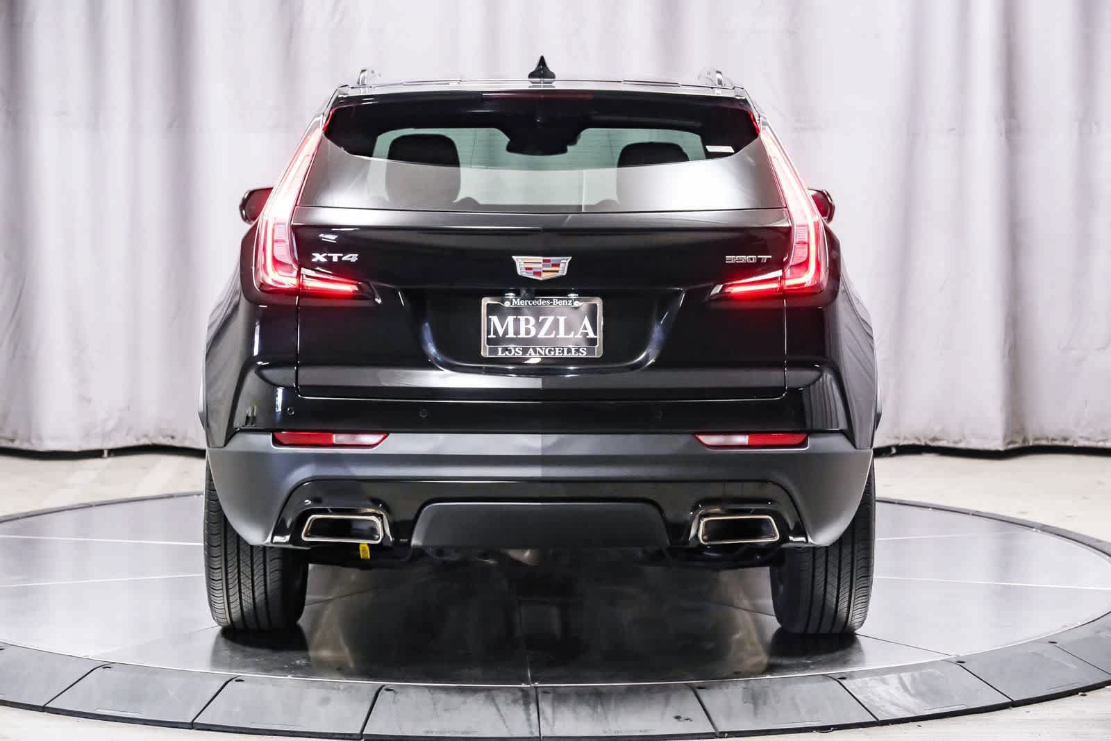 Used 2023 Cadillac XT4 Sport FWD image 3