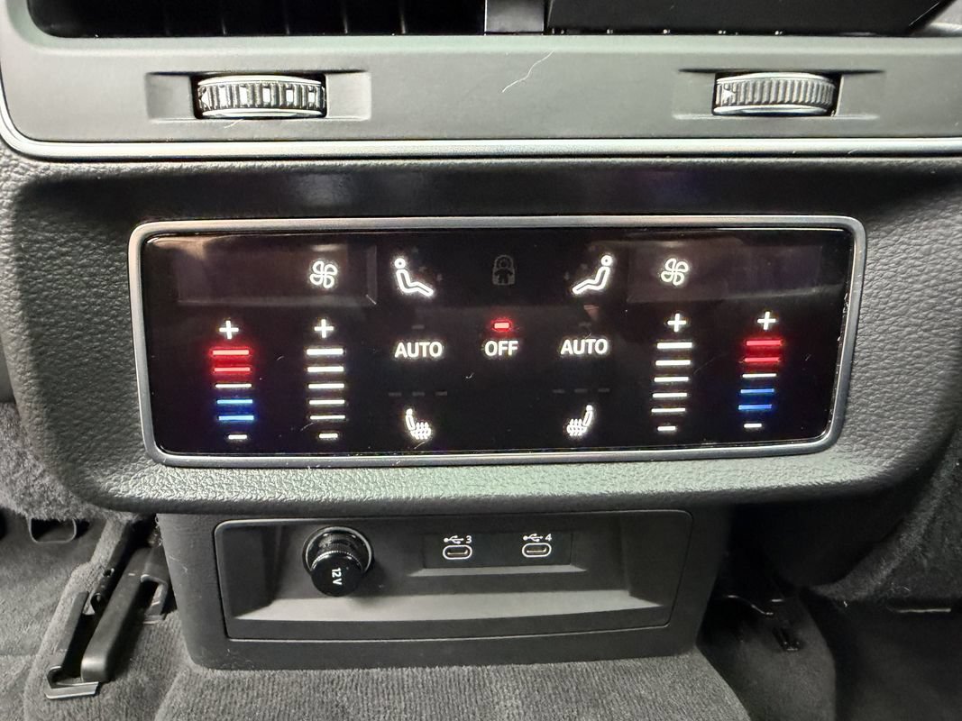 Used 2021 Audi Q8 Premium Plus w/ Premium Plus Package AWD/4WD image 35