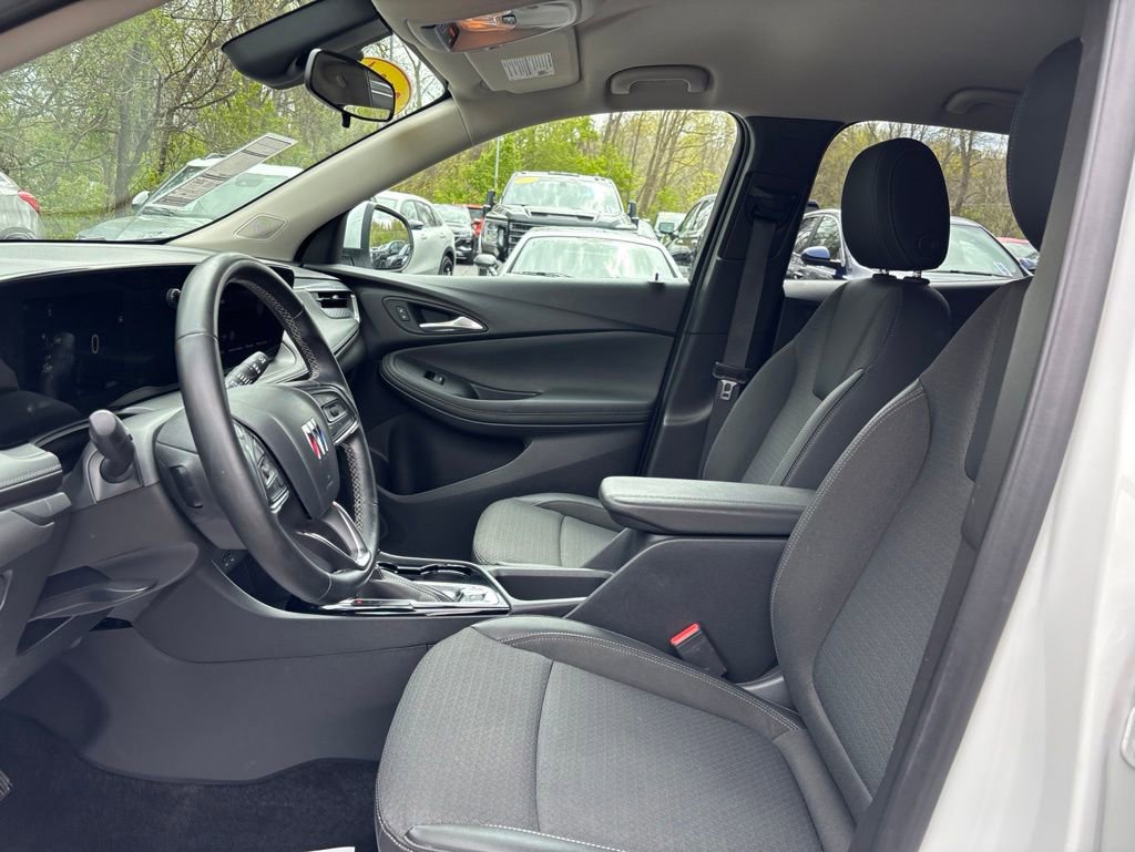 Used 2024 Buick Encore GX Preferred FWD image 8