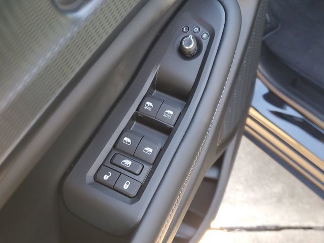 New 2025 Jeep Grand Cherokee L Altitude image 19