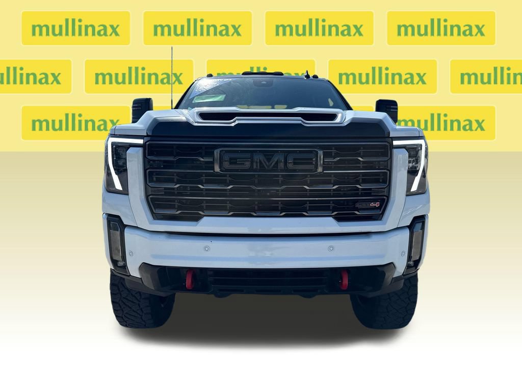 Used 2024 GMC Sierra 2500 AT4 w/ AT4 Premium Plus Package AWD/4WD image 11