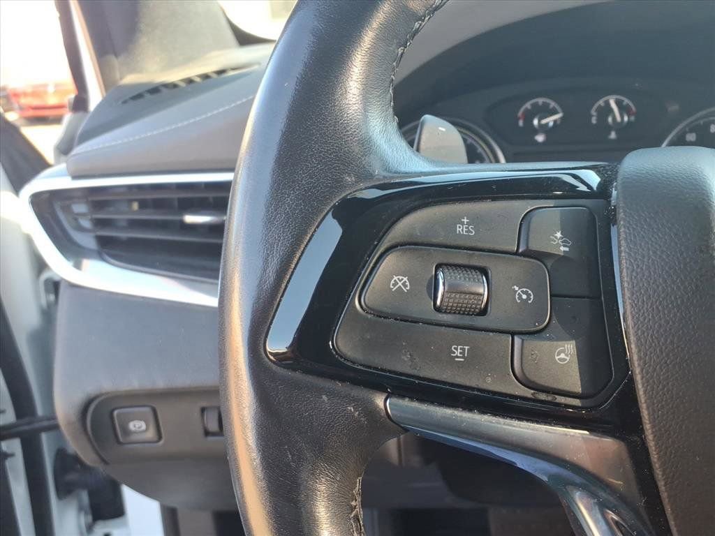 Certified 2022 Buick Enclave Essence image 10