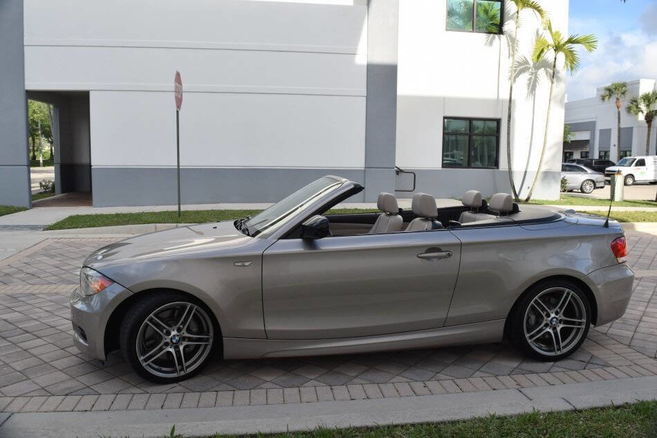 Used 2013 BMW 135is Convertible image 37
