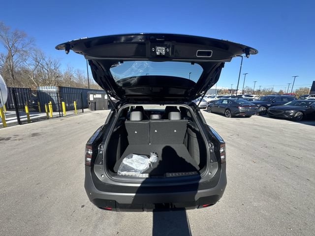 New 2026 Nissan Kicks SR w/ SR Premium Package AWD/4WD image 23