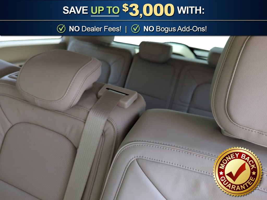 Used 2018 Lincoln Navigator Select w/ Technology Package RWD image 21