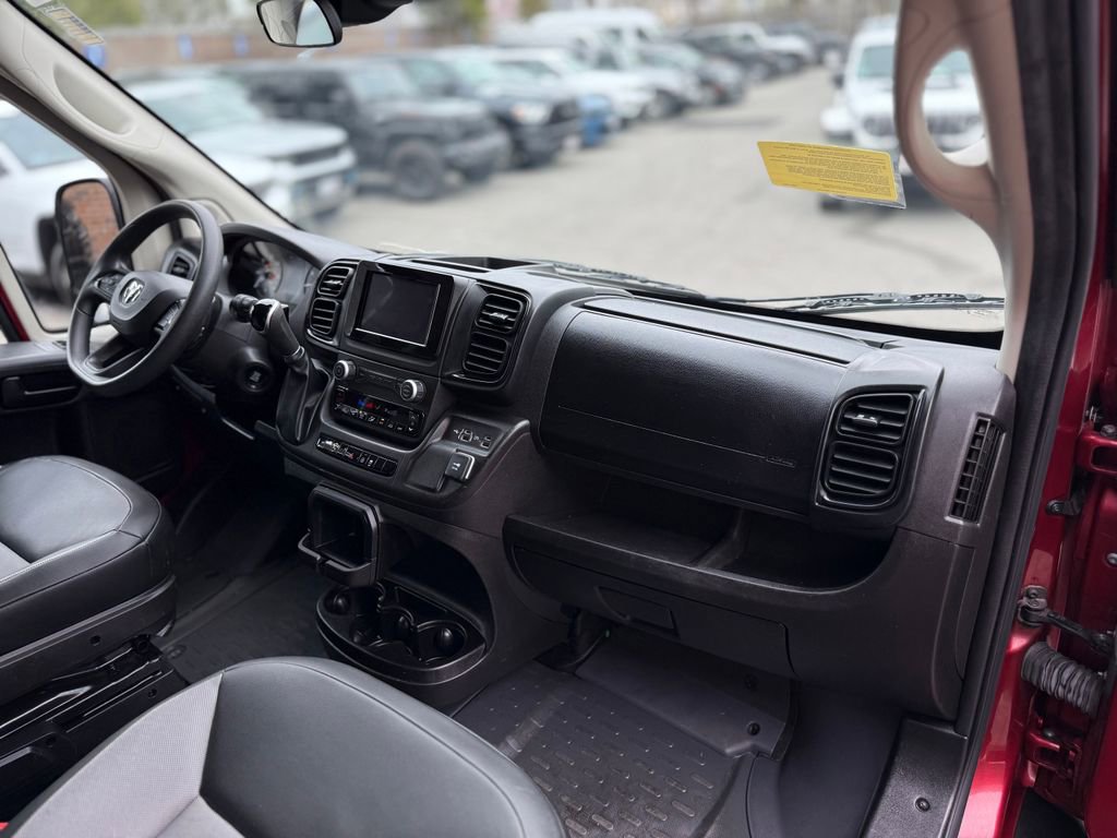 Used 2022 RAM ProMaster 2500 w/ Driver Convenience Group FWD image 13