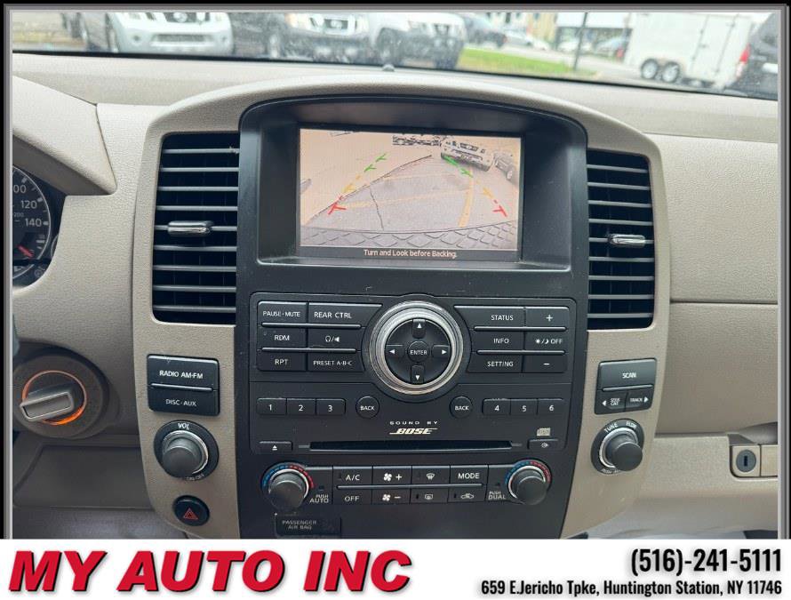 Used 2011 Nissan Pathfinder LE image 18