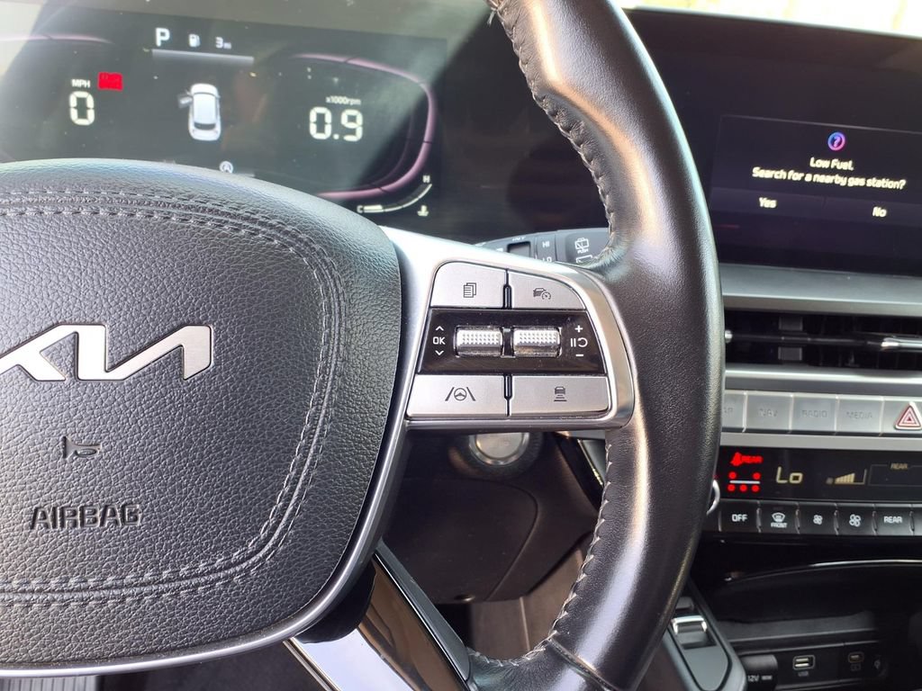 Certified 2023 Kia Telluride S w/ S Sunroof Package AWD/4WD image 14