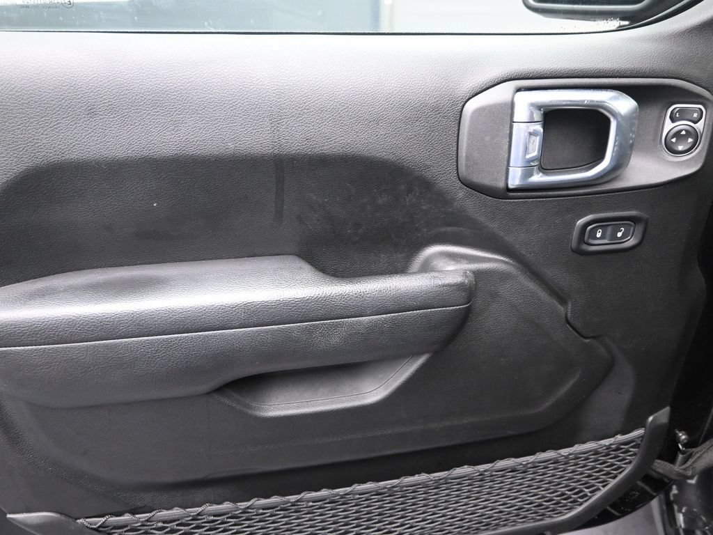 Used 2022 Jeep Wrangler Sport AWD/4WD image 12