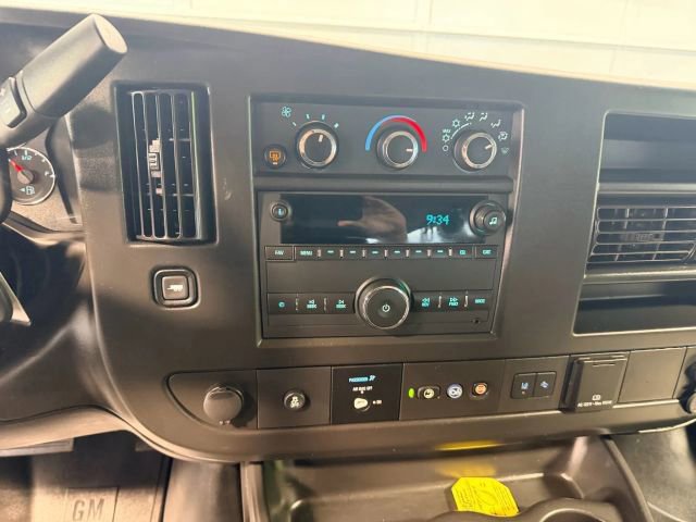 Used 2023 Chevrolet Express 3500 LT w/ LT Preferred Equipment Group image 9