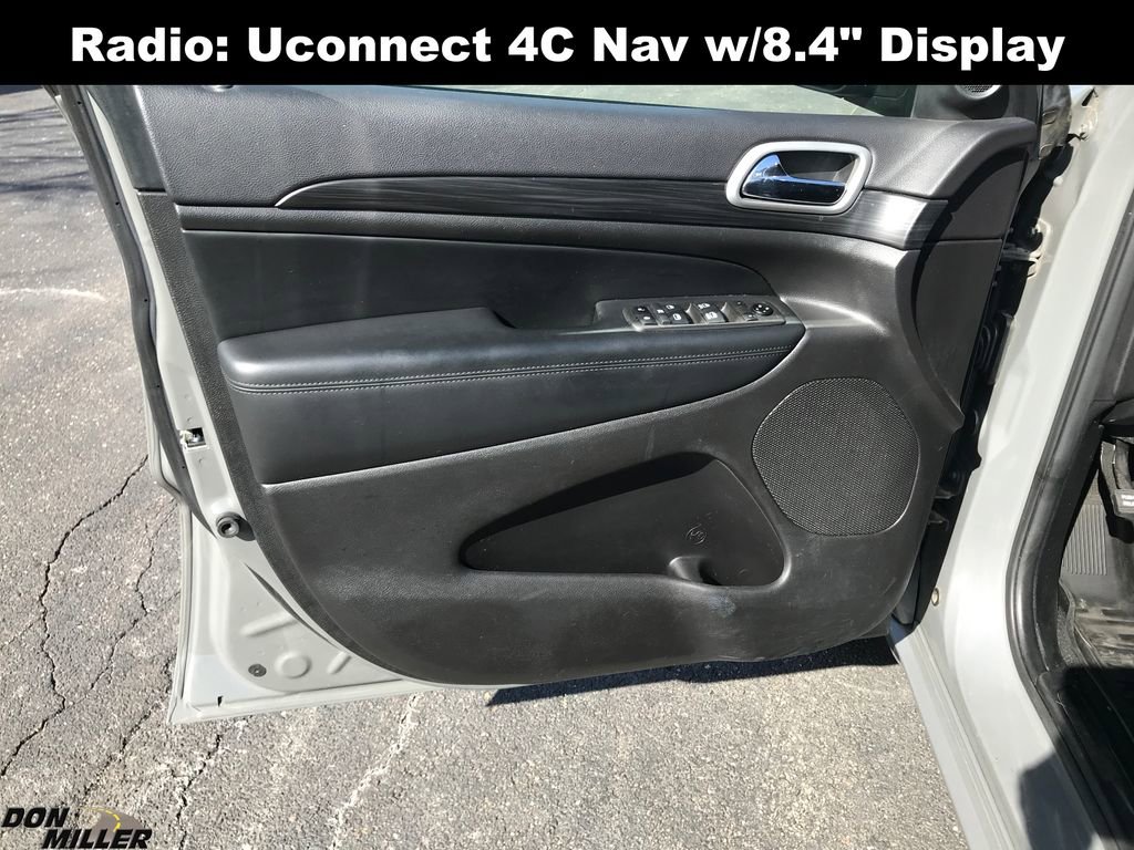 Used 2021 Jeep Grand Cherokee Laredo X image 11