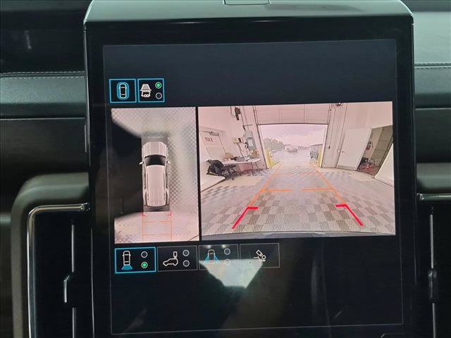 Used 2025 GMC Yukon Denali Ultimate AWD/4WD image 14