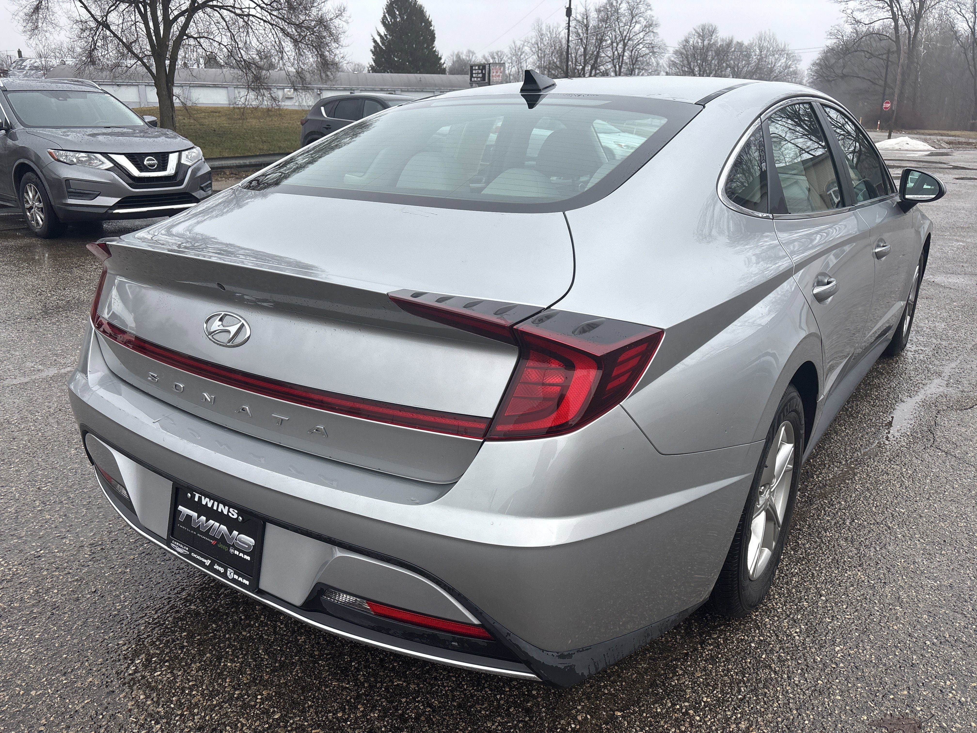 Used 2021 Hyundai Sonata SE image 3