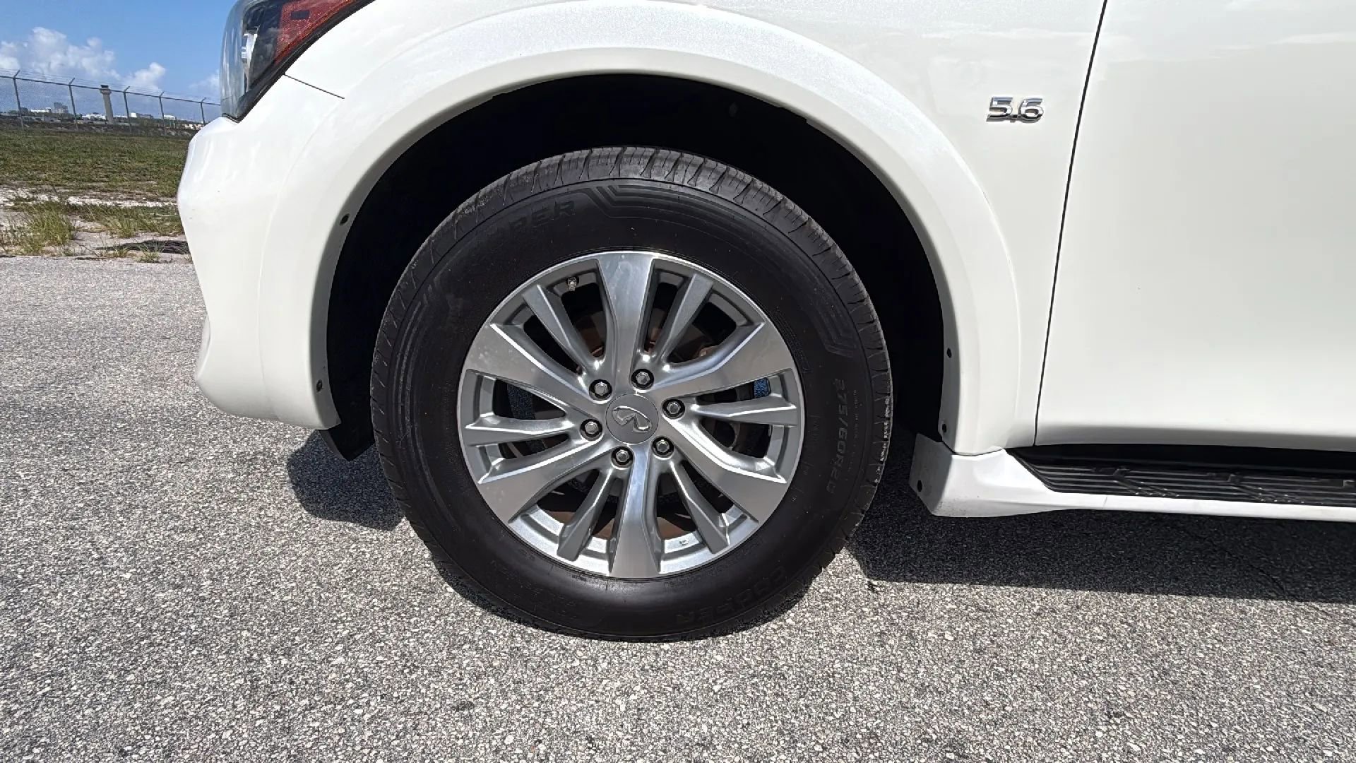 Used 2017 INFINITI QX80 2WD image 17