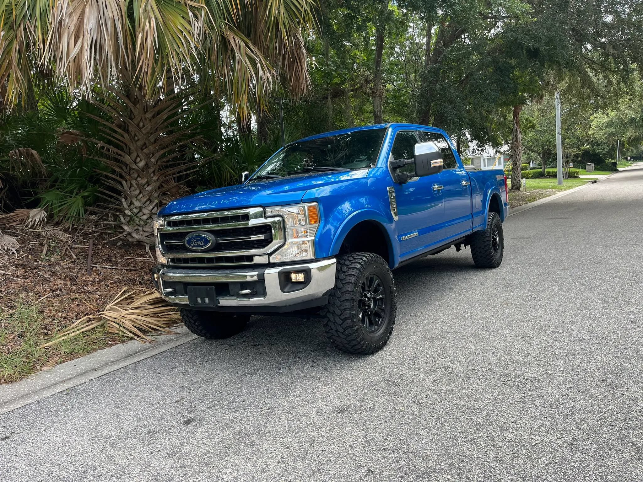 Used 2021 Ford F250 Lariat w/ Tremor Off-Road Package AWD/4WD image 10