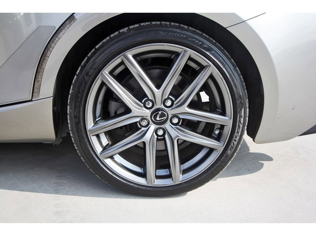Used 2016 Lexus IS 350 image 31