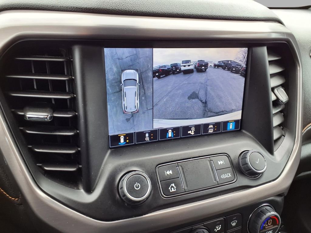 Used 2023 GMC Acadia AT4 w/ Technology Package image 6