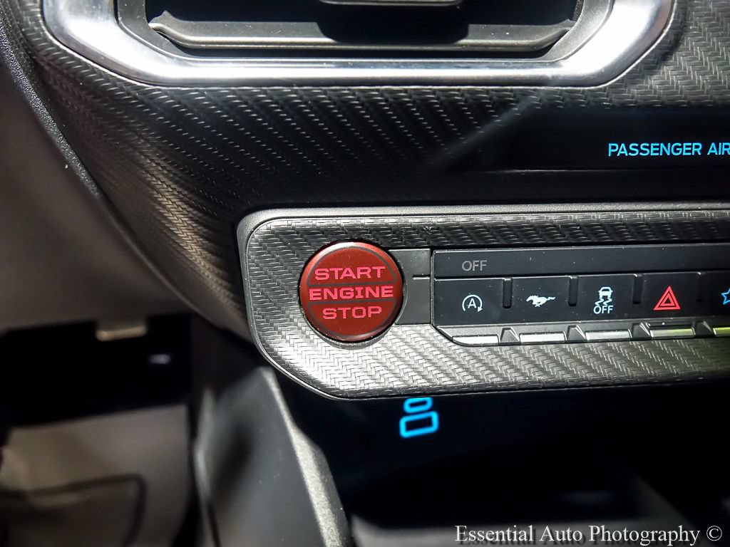 Used 2025 Ford Mustang Premium RWD image 16
