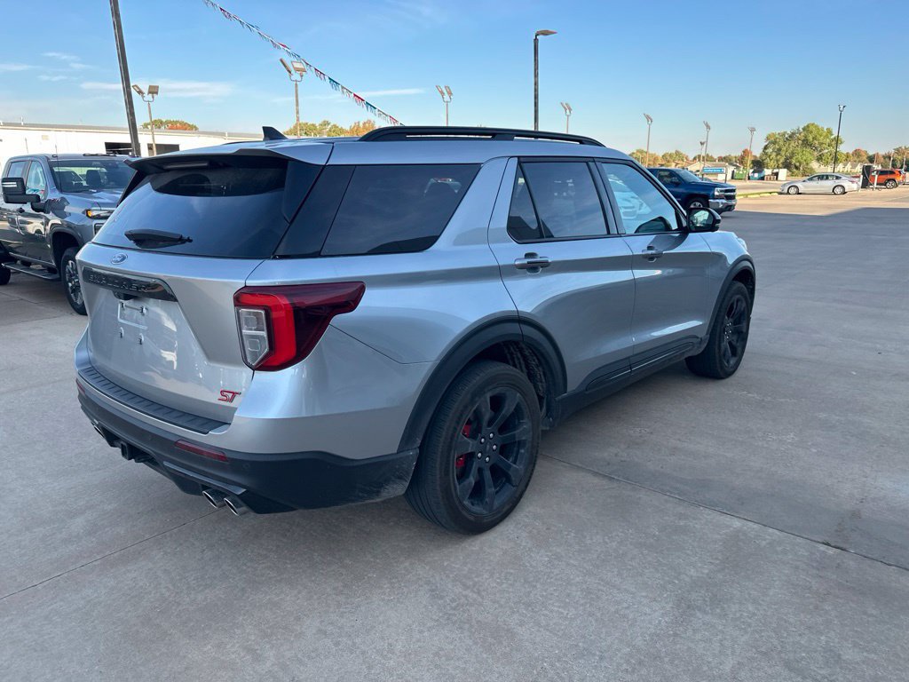 Used 2023 Ford Explorer ST w/ Equipment Group 401A AWD/4WD image 32