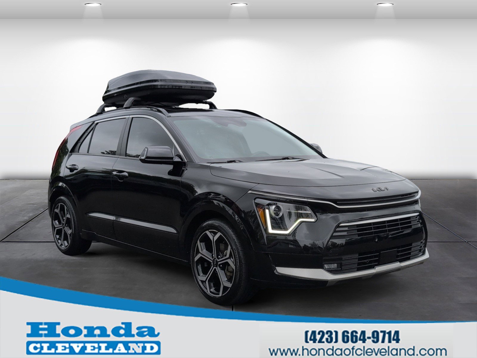 Used 2023 Kia Niro EX Touring