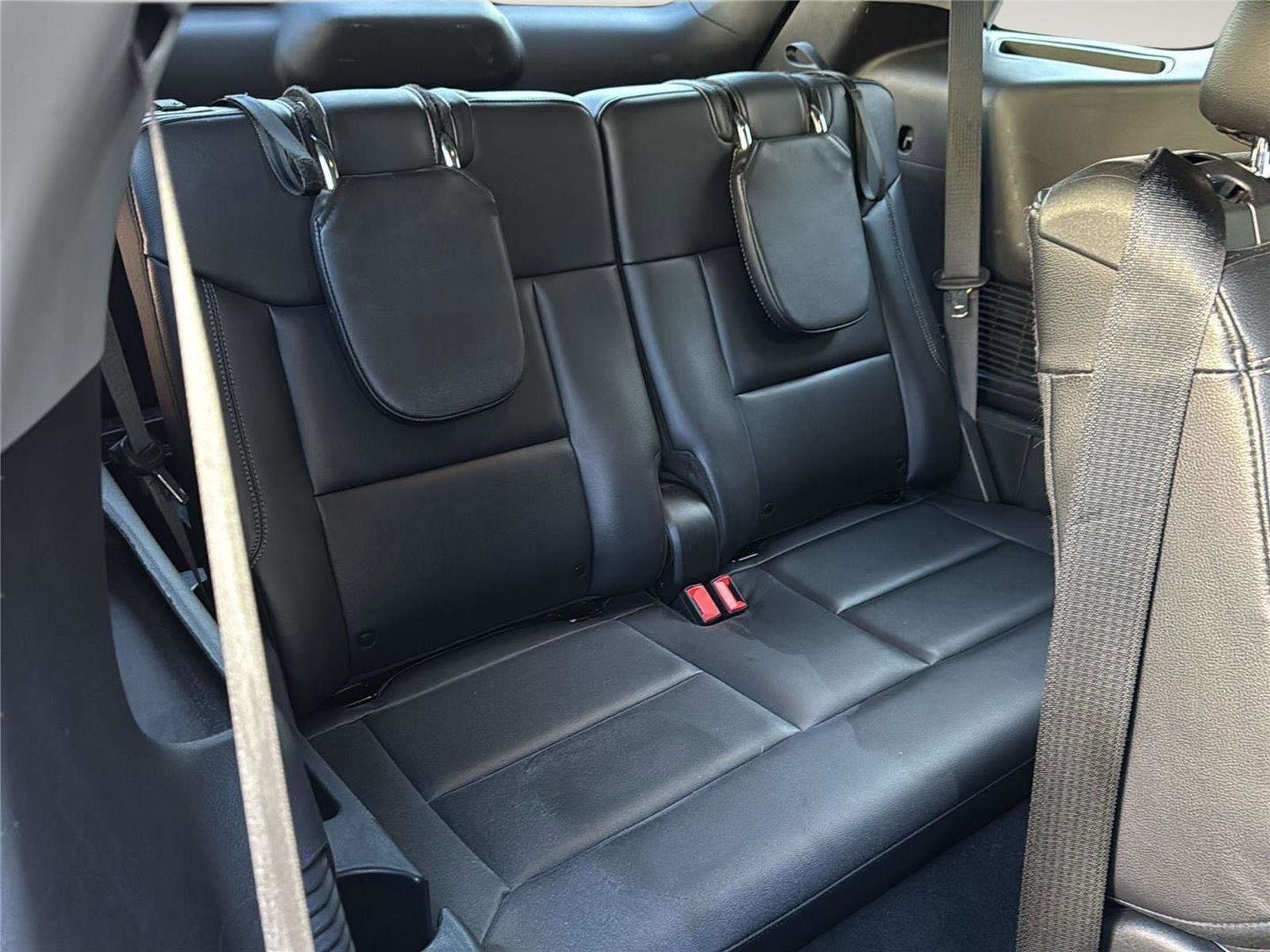 Used 2023 Ford Explorer Limited image 34