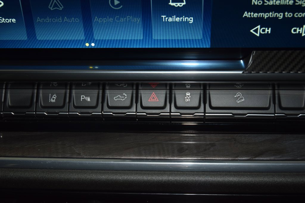 Certified 2024 Chevrolet Silverado 2500 LTZ w/ LTZ Convenience Package image 36